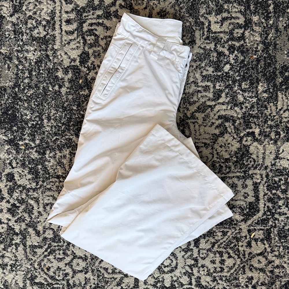 The NORTHFACE snow/ski pants women’s size small